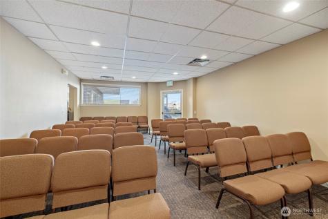 746 NE Midway Boulevard Oak Harbor WA 98277