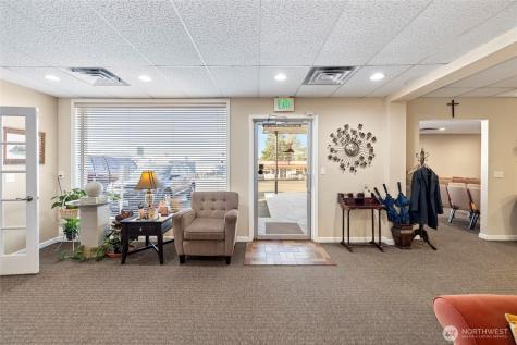 746 NE Midway Boulevard Oak Harbor WA 98277