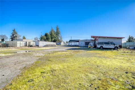 3819 94th Street SW Lakewood WA 98499