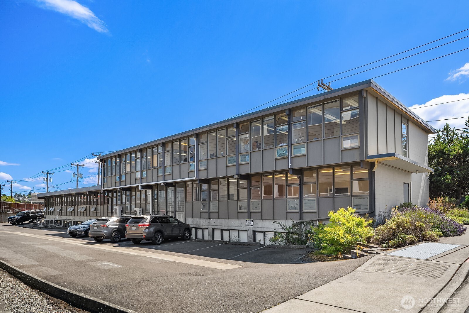2300 W Commodore Way Seattle WA 98199