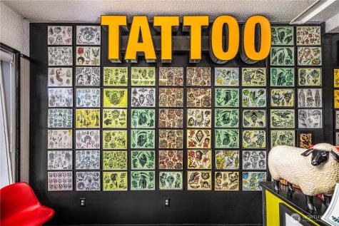 2011 Madison Street Everett WA 98203