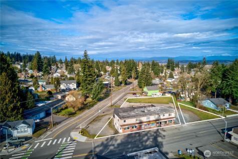 2011 Madison Street Everett WA 98203