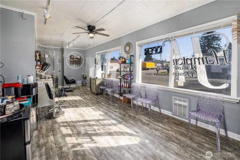 2011 Madison Street Everett WA 98203