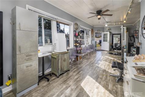 2011 Madison Street Everett WA 98203