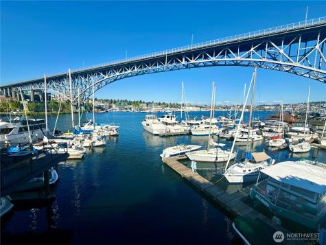 Seattle WA 98109