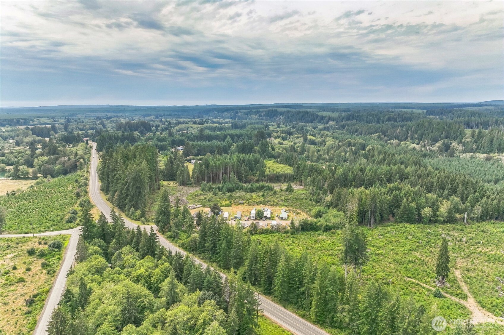 3389 Us Highway 101 Humptulips WA 98552