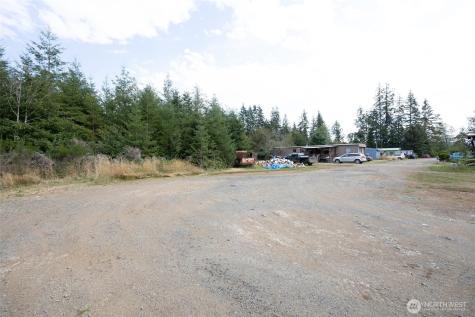 3389 Us Highway 101 Humptulips WA 98552