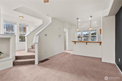 816 Cherry Avenue Sumner WA 98390