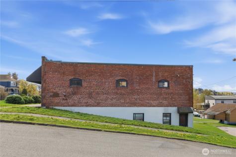 2602 Grand Avenue Everett WA 98201