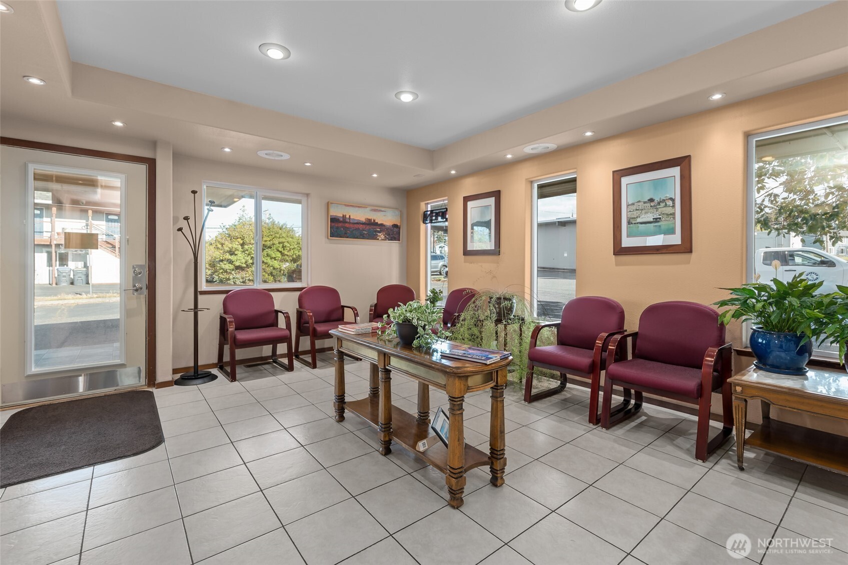 412 N Main Street Coupeville WA 98239