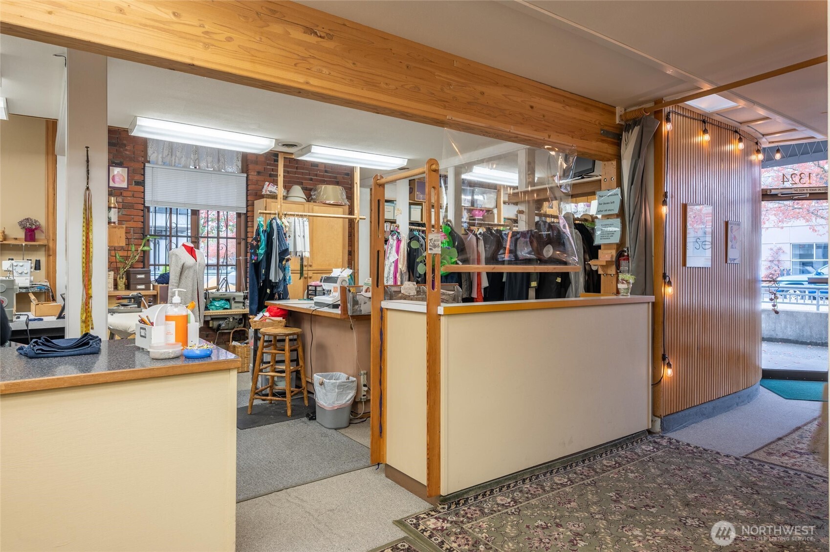 1324 Commercial Street Bellingham WA 98225