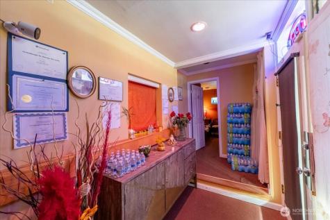 3305 NE 125th Street Seattle WA 98125