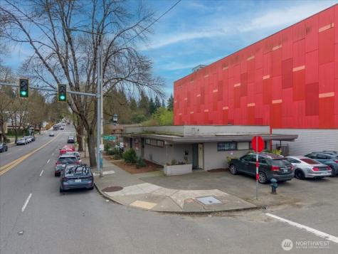 3305 NE 125th Street Seattle WA 98125