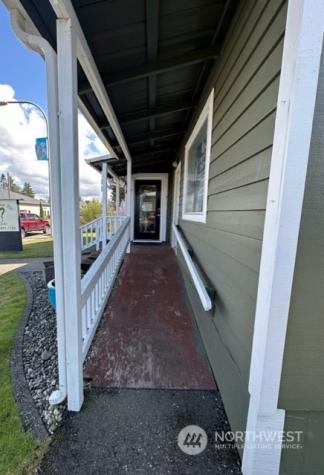 109 W Main Street Elma WA 98541