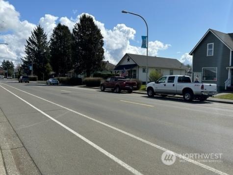 109 W Main Street Elma WA 98541
