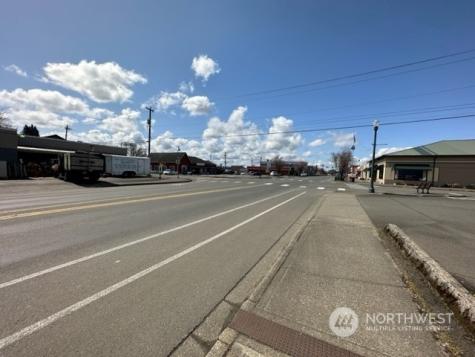 109 W Main Street Elma WA 98541