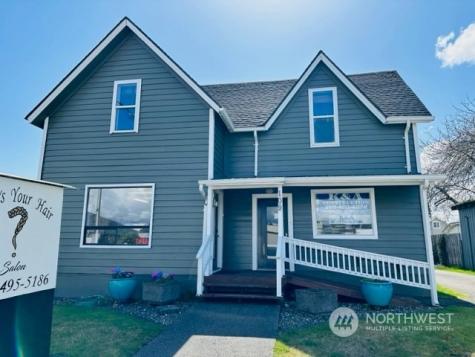 109 W Main Street Elma WA 98541