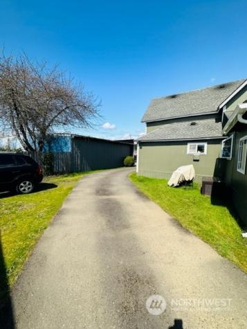 109 W Main Street Elma WA 98541