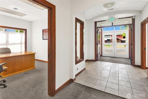 1780 Front Street Lynden WA 98264