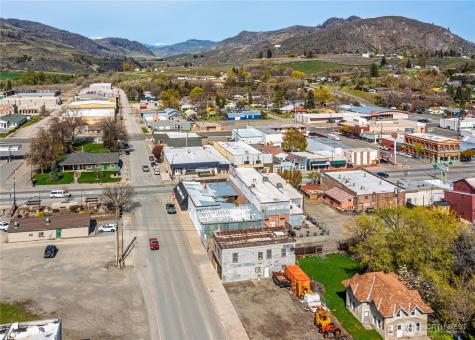 1307 Main Oroville WA 98845