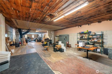 1307 Main Oroville WA 98845