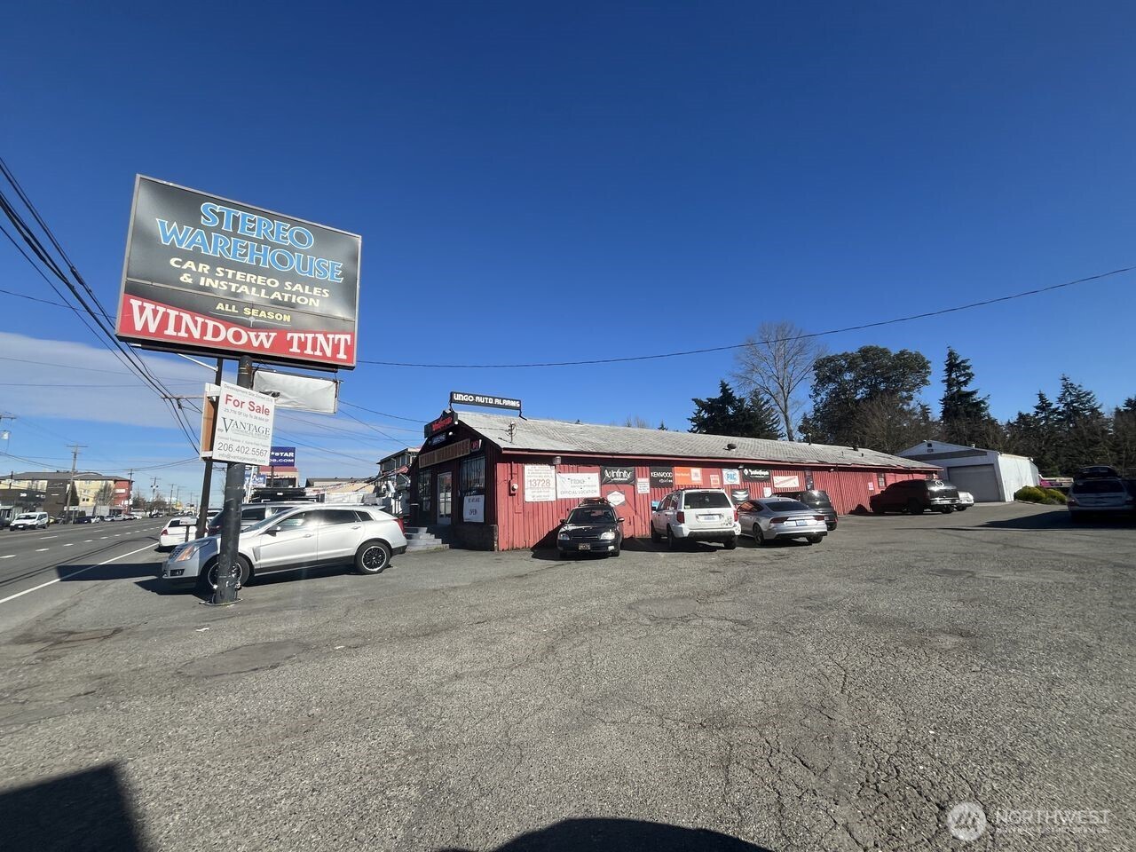 13828 Aurora Avenue N Seattle WA 98133