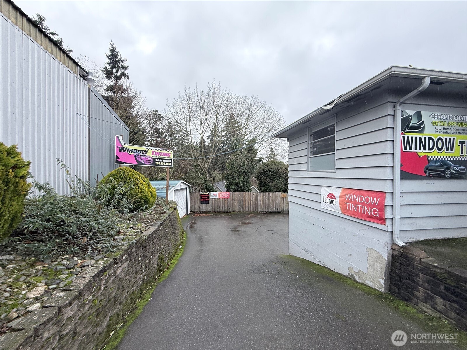 13828 Aurora Avenue N Seattle WA 98133