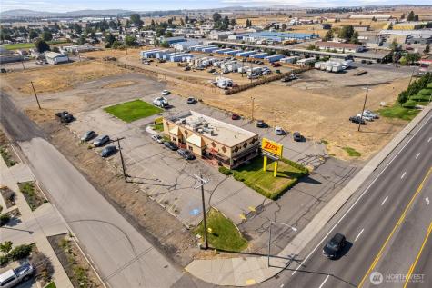 12421 Sunset Airway Heights WA 99001