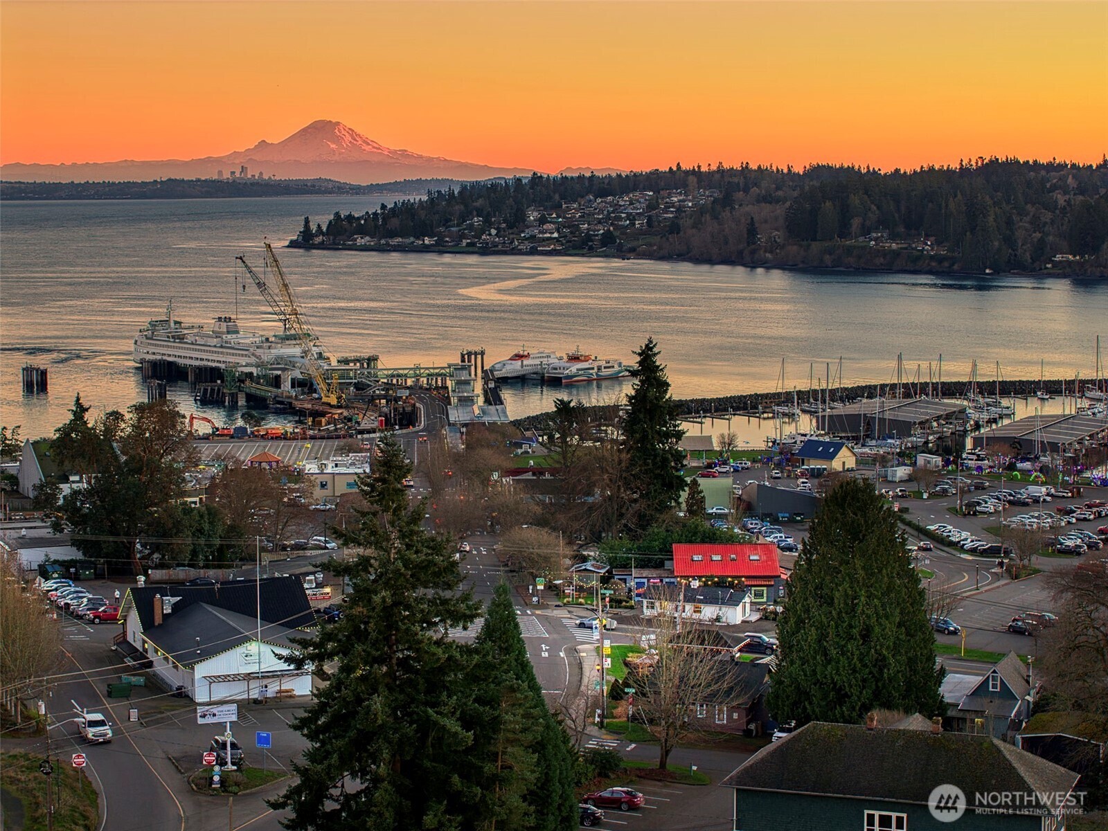 25960 Central Avenue NE Kingston WA 98346