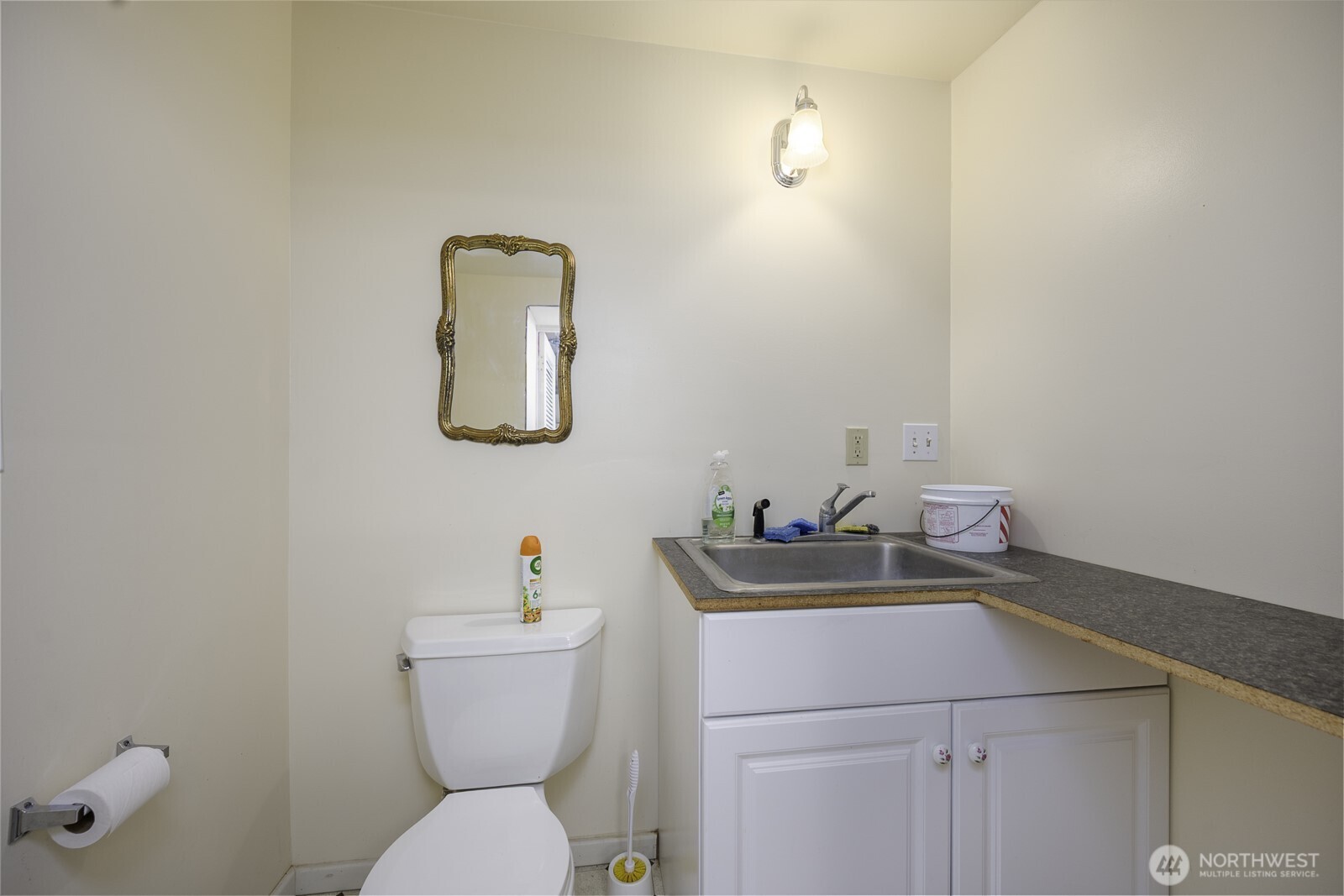 315 E Main Street Soap Lake WA 98851