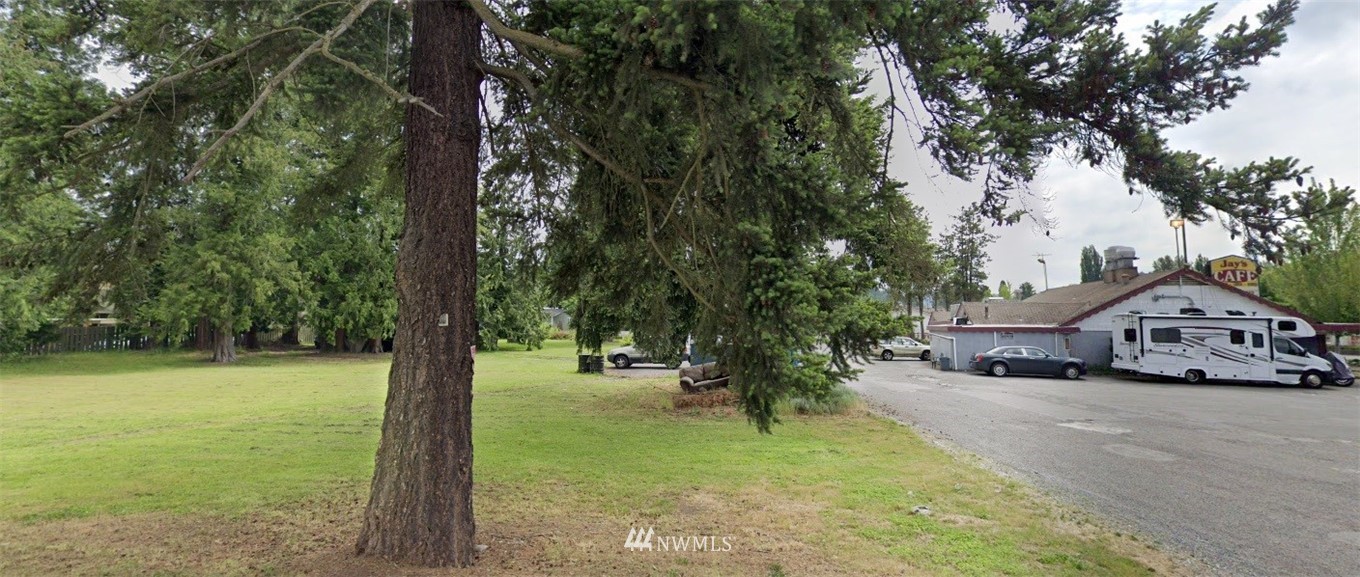 7520 NE Bothell Way Kenmore WA 98028