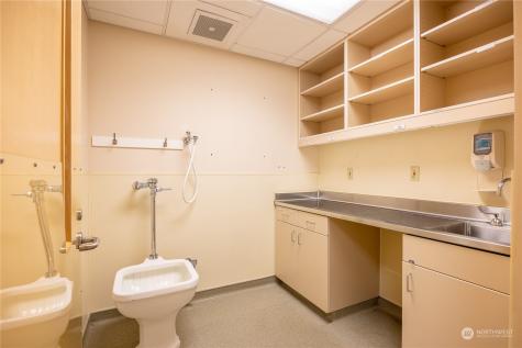 811 E Georgiana Street Port Angeles WA 98362