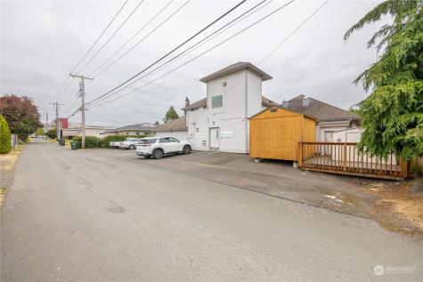 811 E Georgiana Street Port Angeles WA 98362