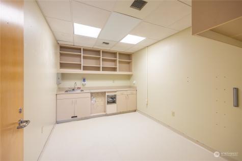 811 E Georgiana Street Port Angeles WA 98362