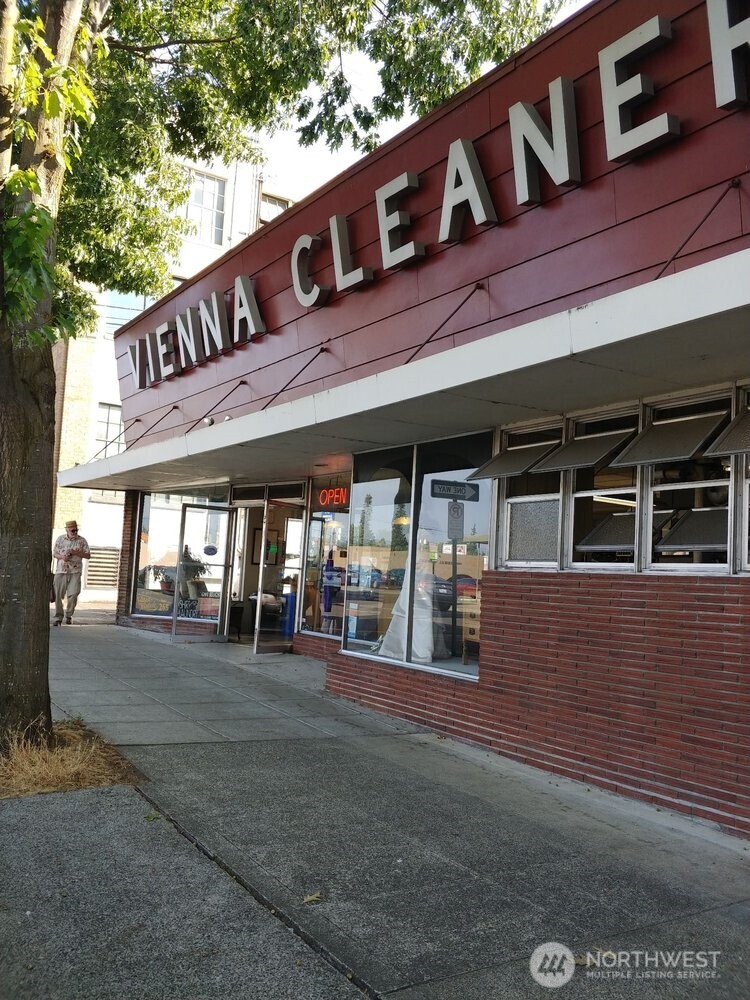206 E Magnolia Street Bellingham WA 98225