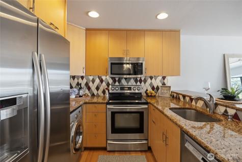 211 Summit Avenue E Seattle WA 98102