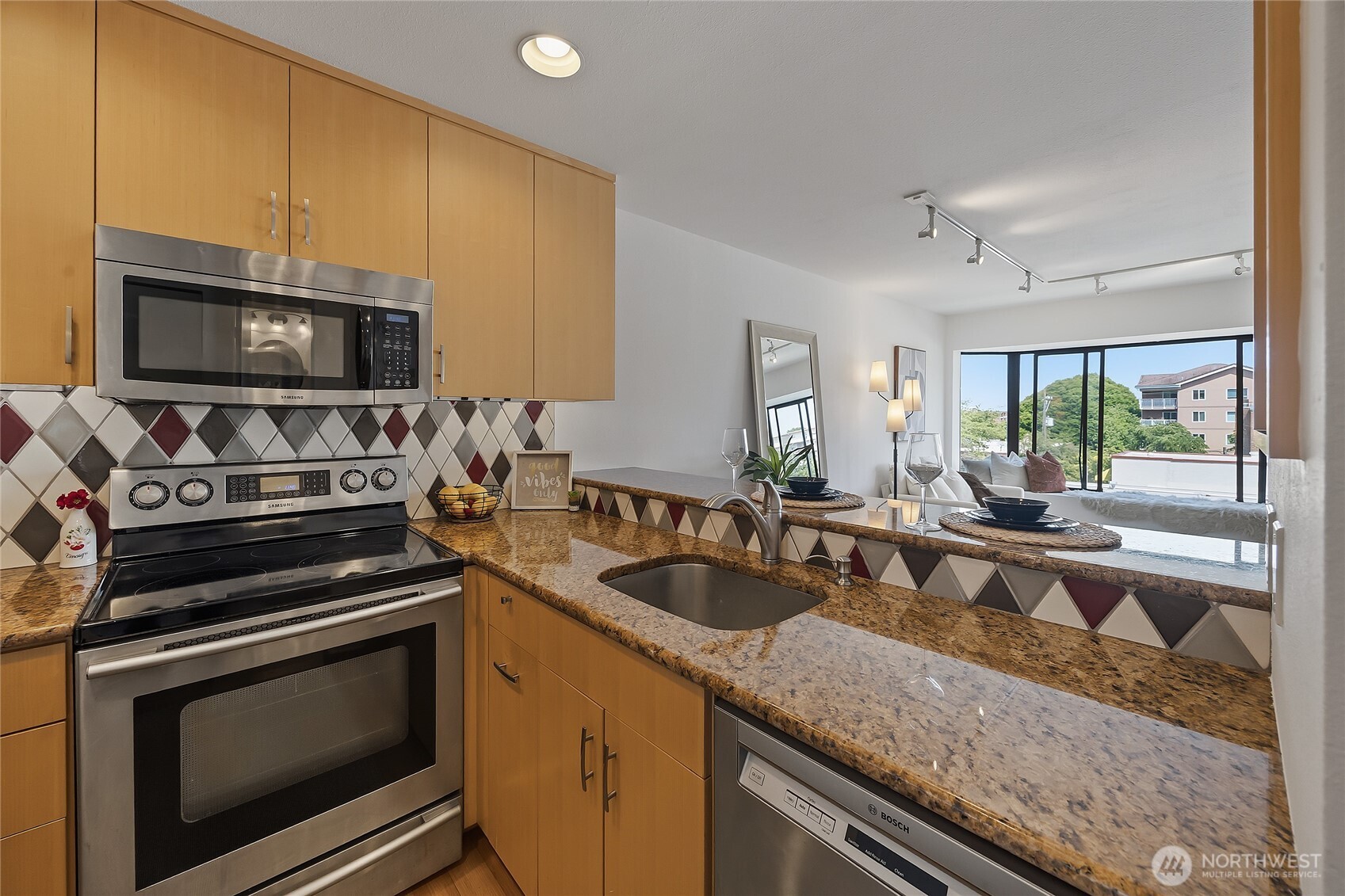 211 Summit Avenue E Seattle WA 98102