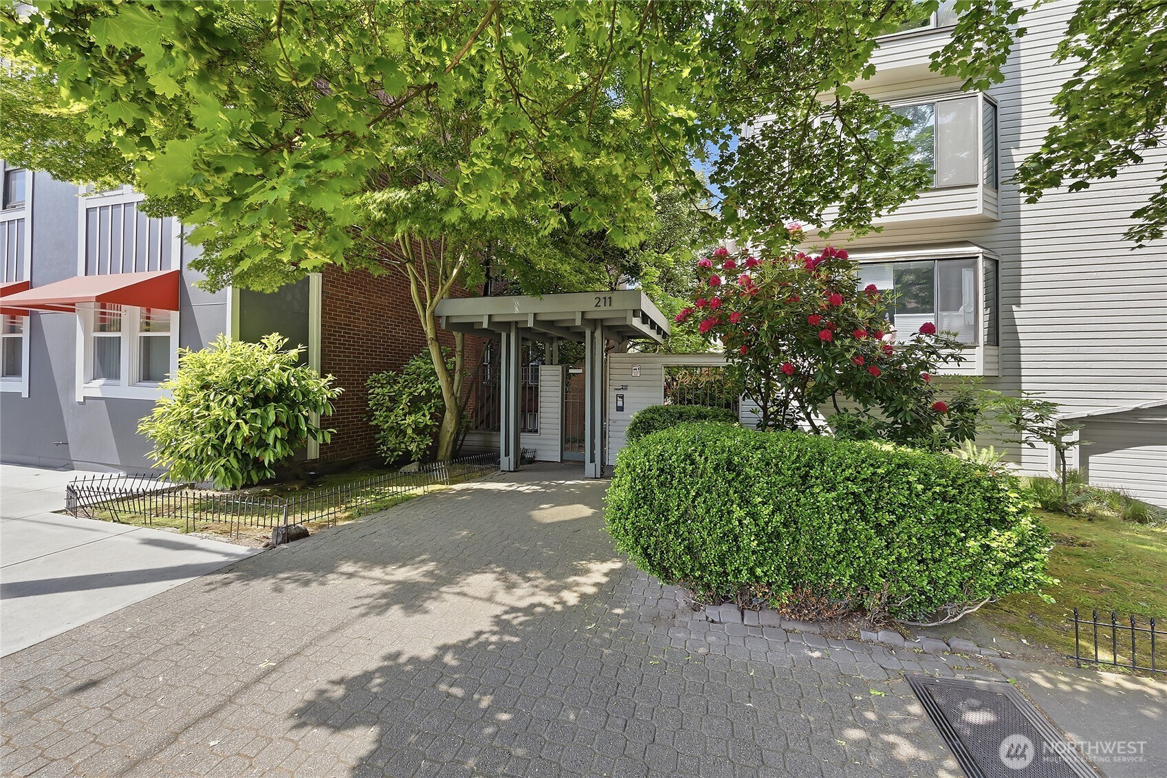 211 Summit Avenue E Seattle WA 98102