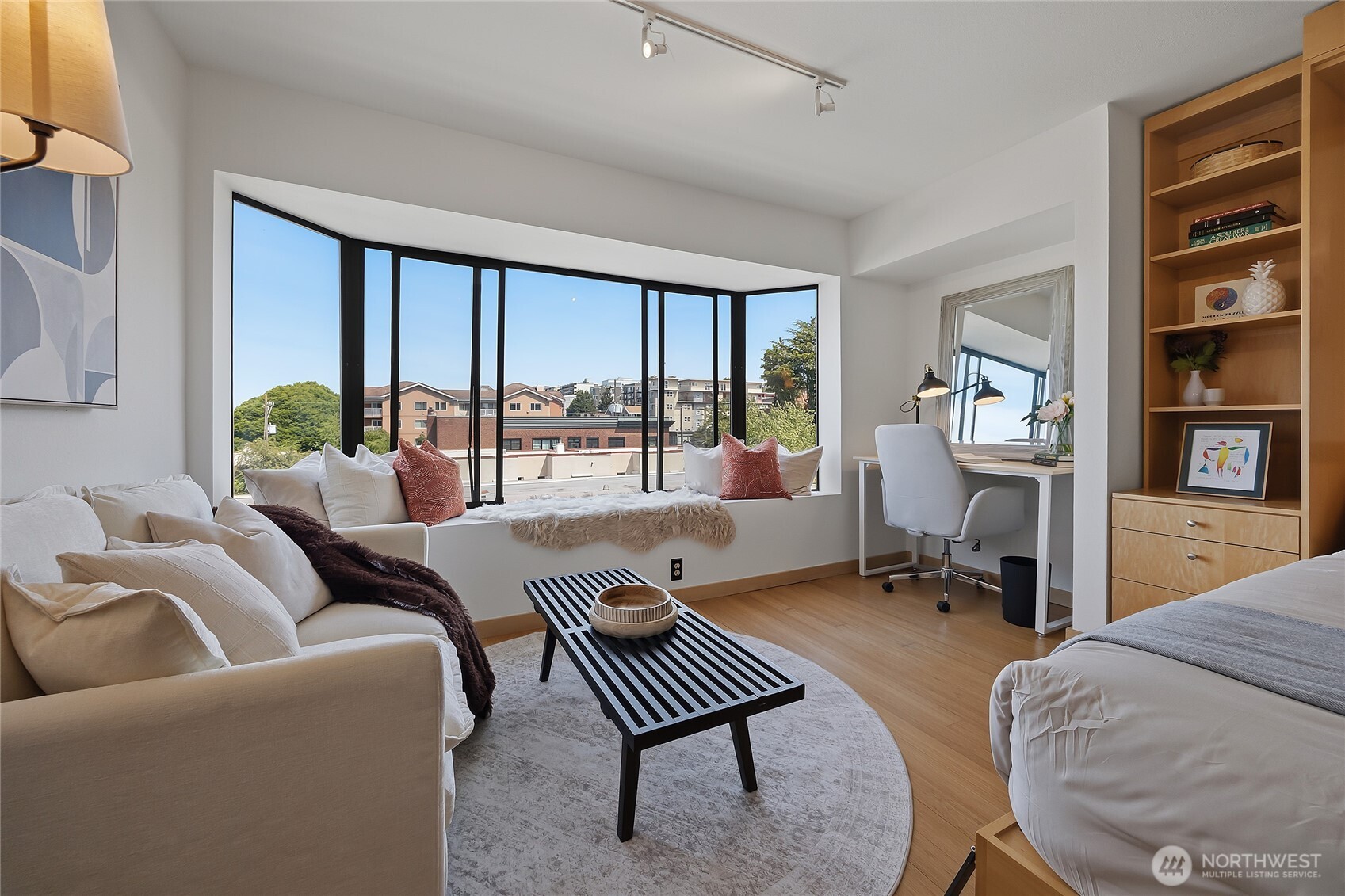 211 Summit Avenue E Seattle WA 98102
