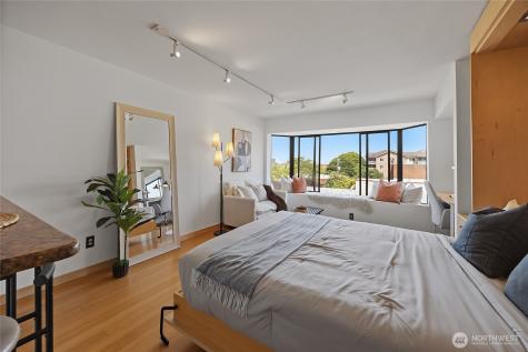 211 Summit Avenue E Seattle WA 98102