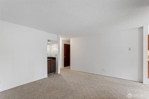 5620 200th Street SW Lynnwood WA 98036