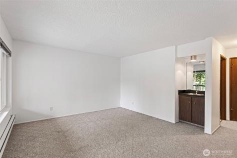 5620 200th Street SW Lynnwood WA 98036