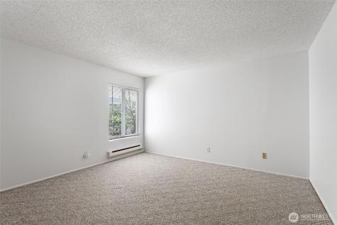 5620 200th Street SW Lynnwood WA 98036