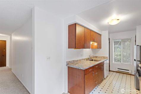5620 200th Street SW Lynnwood WA 98036