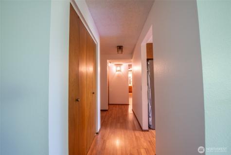 17417 Ashworth Avenue N Shoreline WA 98133