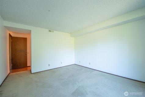 17417 Ashworth Avenue N Shoreline WA 98133