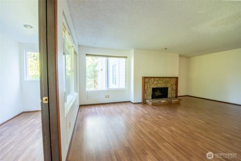 17417 Ashworth Avenue N Shoreline WA 98133