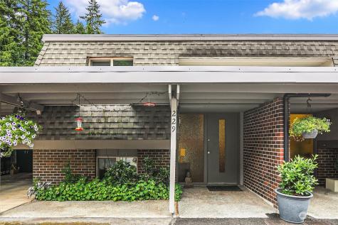 229 169th Bellevue WA 98008