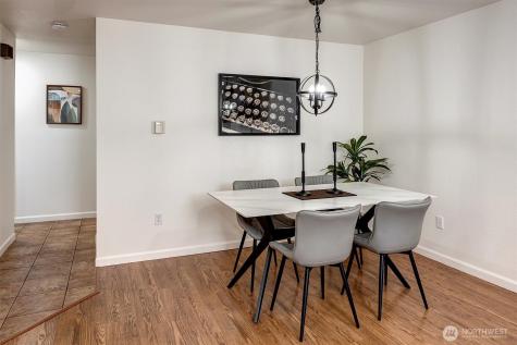 1732 157th Avenue NE Bellevue WA 98008