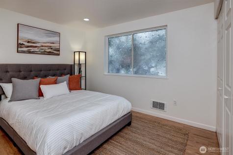 1732 157th Avenue NE Bellevue WA 98008